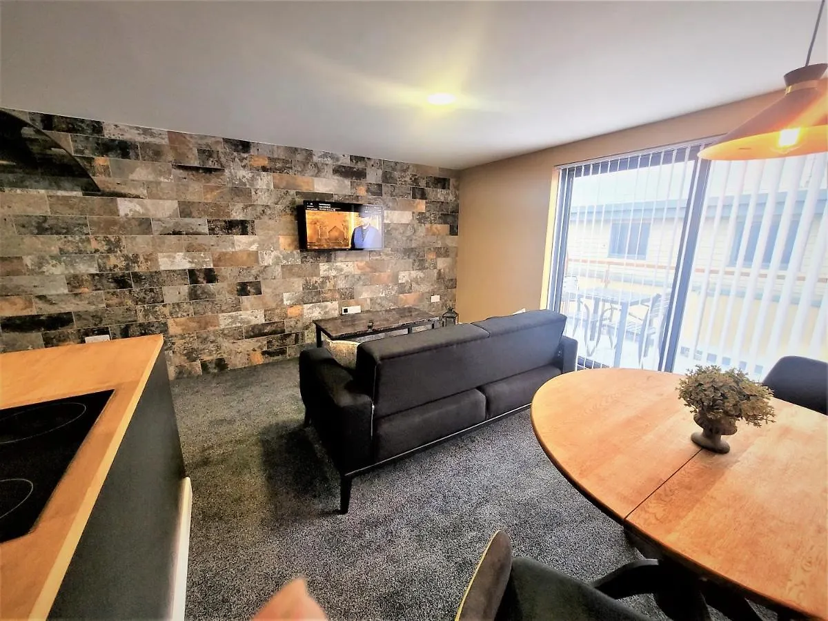 New County Hotel & Serviced Apartments By Roomsbooked Gloucester